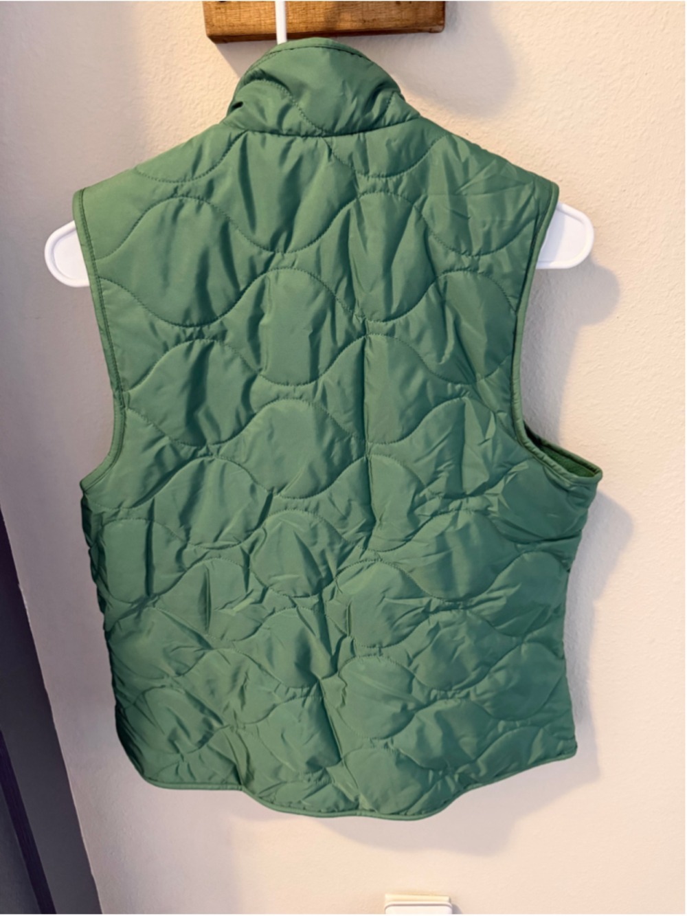 Croft & Barrow Quilted Fleece Lined Vest Green Size S NWT - Picture 2 of 13